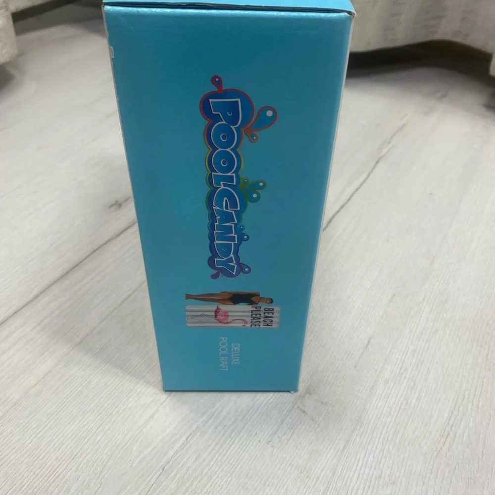 Report Collection PoolCandy Deluxe Inflatable Raft - Pink Flamingo - Picture 4 of 10